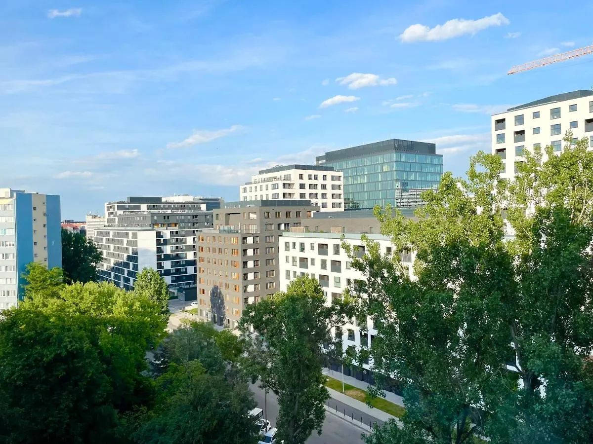 Zielinskiego Apartment ~ Self Check-In 24 ~ Parking & Lift Wroclaw 0*,  Poland