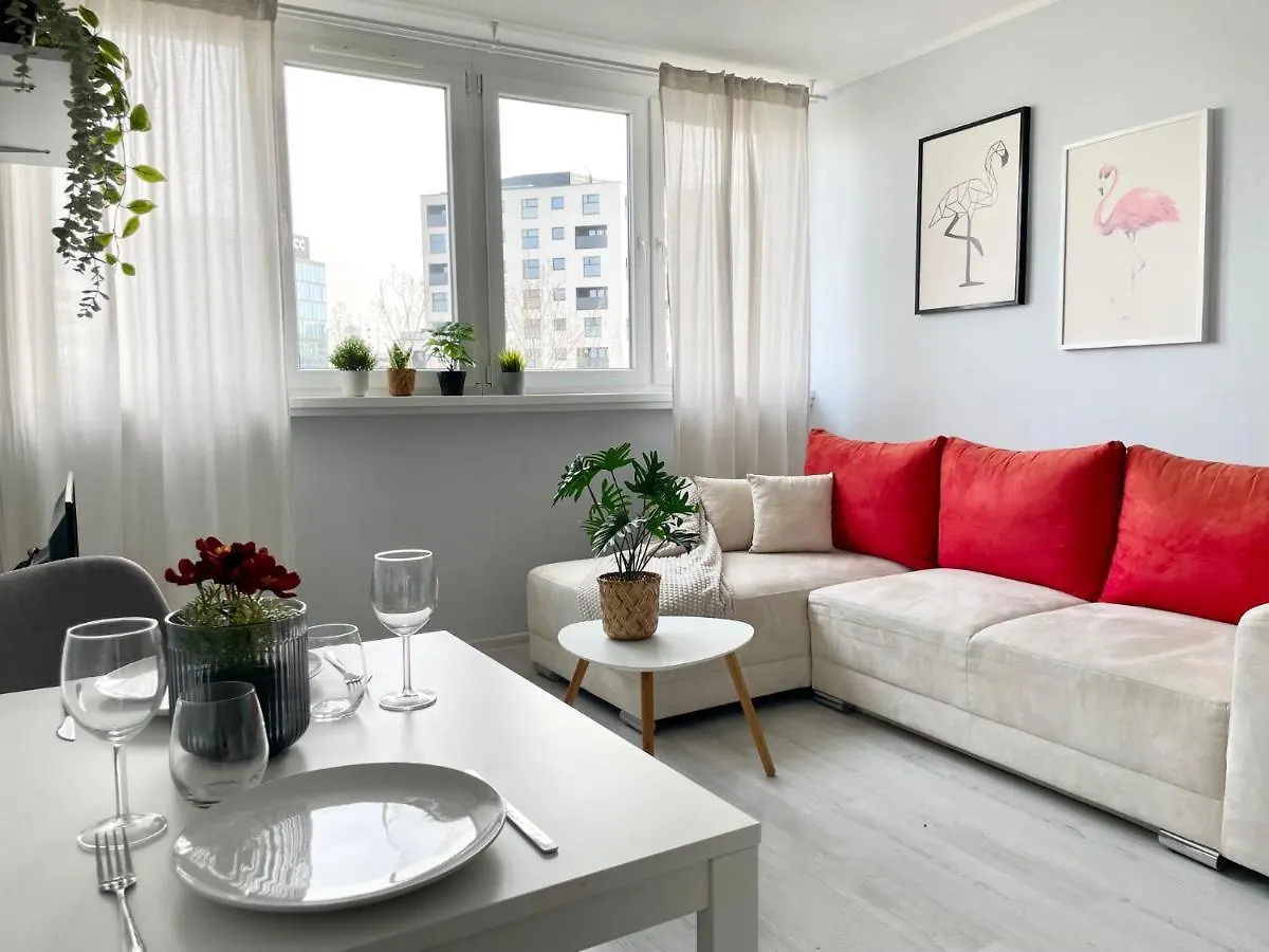 Zielinskiego Apartment ~ Self Check-In 24 ~ Parking & Lift Wroclaw Poland